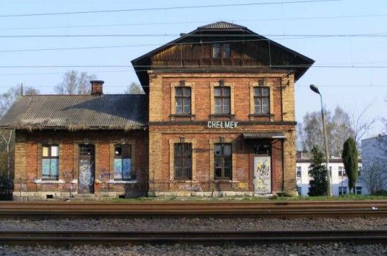 Chełmek - Dworzec PKP (stary) - historia kolei w gminie.